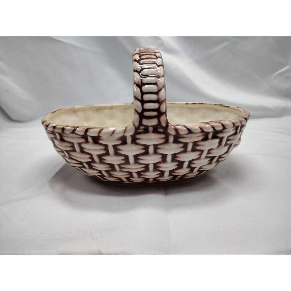 Vintage Royal Haeger Ceramic Basket Planter Bowl Dish Spring Easter Decor